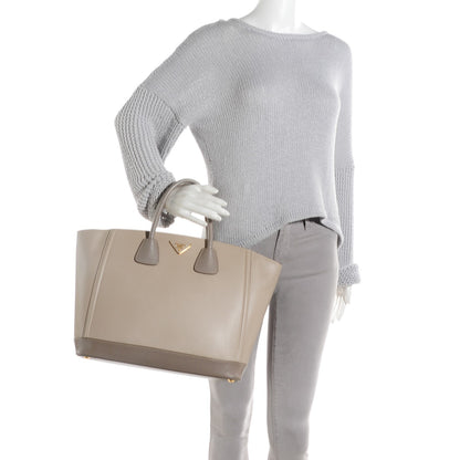 Prada Saffiano Bi-Color Tote Pomice Argilla 2 of 9