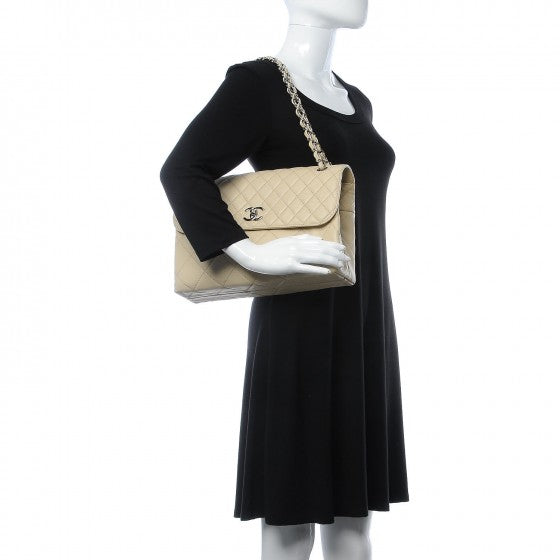Chanel Calfskin Quilted In the Business Flap Bag Beige Clair 3 of 10