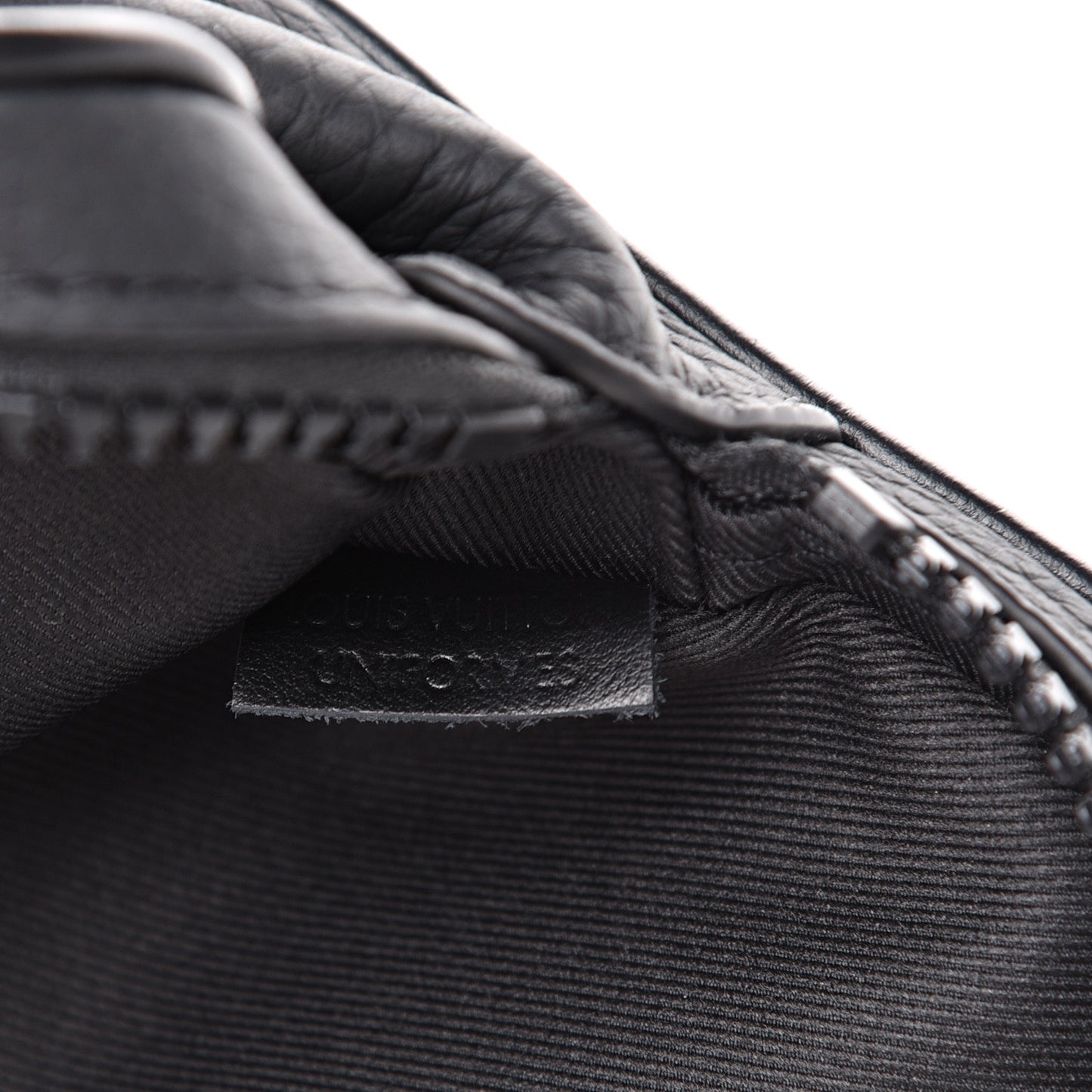 Taurillon Monogram Uniformes Solar Ray Soft Pochette Volga Belt Bag Black