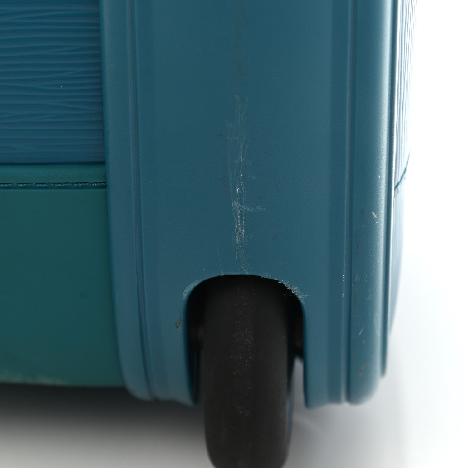 Louis Vuitton Epi Pegase 45 Cyan 20 of 29