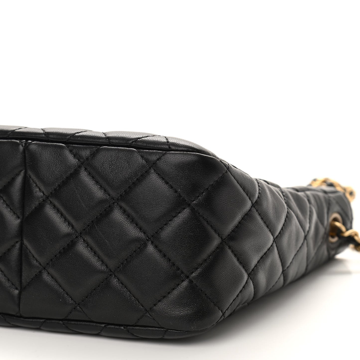 Lambskin Quilted Small Pearl Crush Hobo Black
