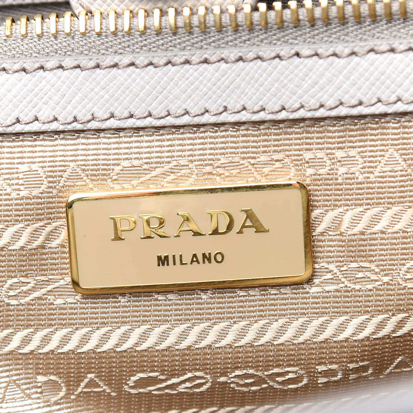 Saffiano Lux Large Tote Pomice