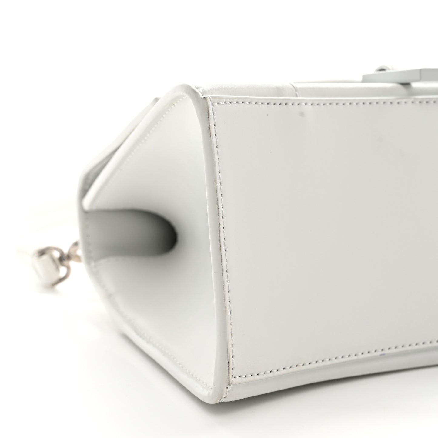 Shiny Box Calfskin Tonal B Small Hourglass Top Handle Bag White