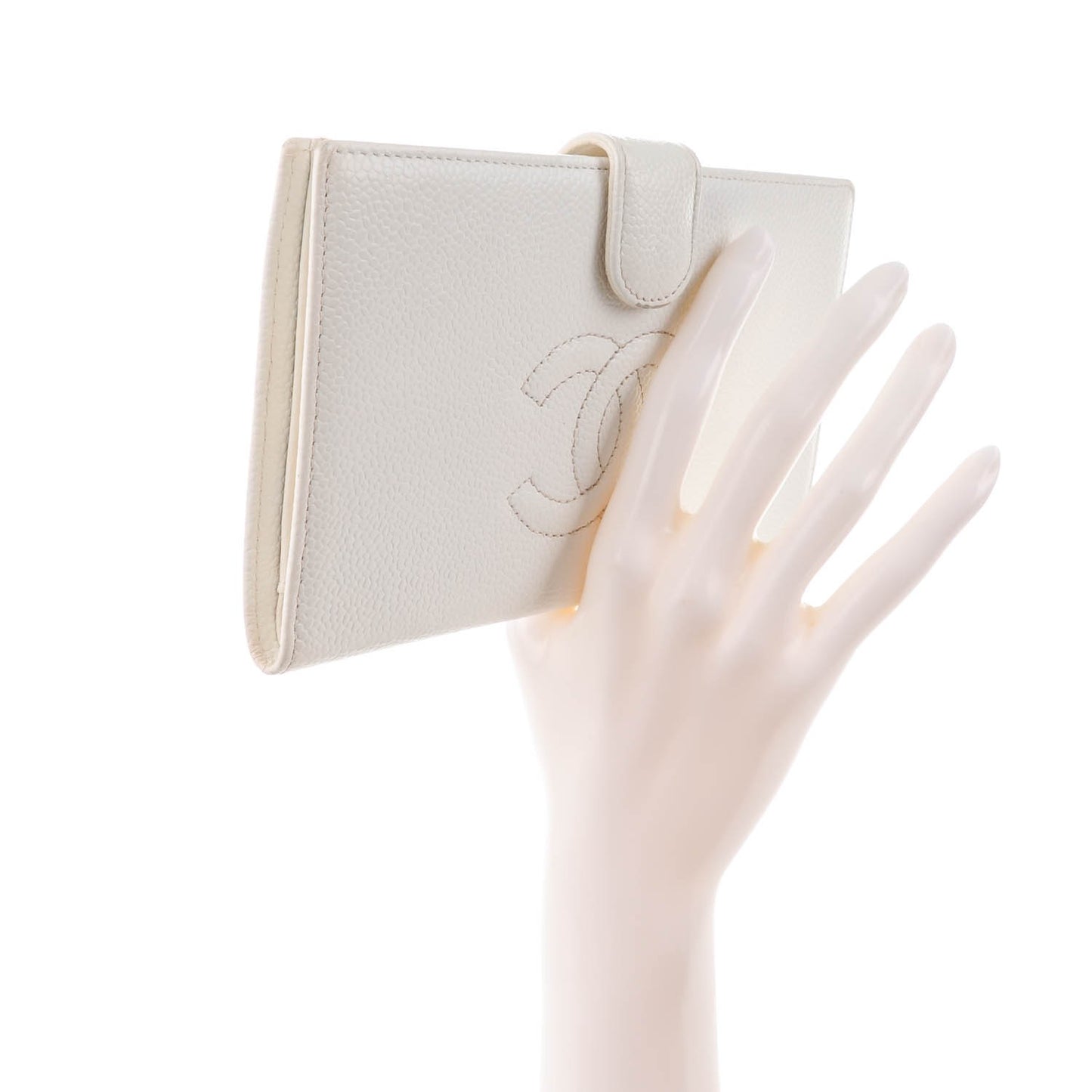 Caviar Timeless CC French Wallet White