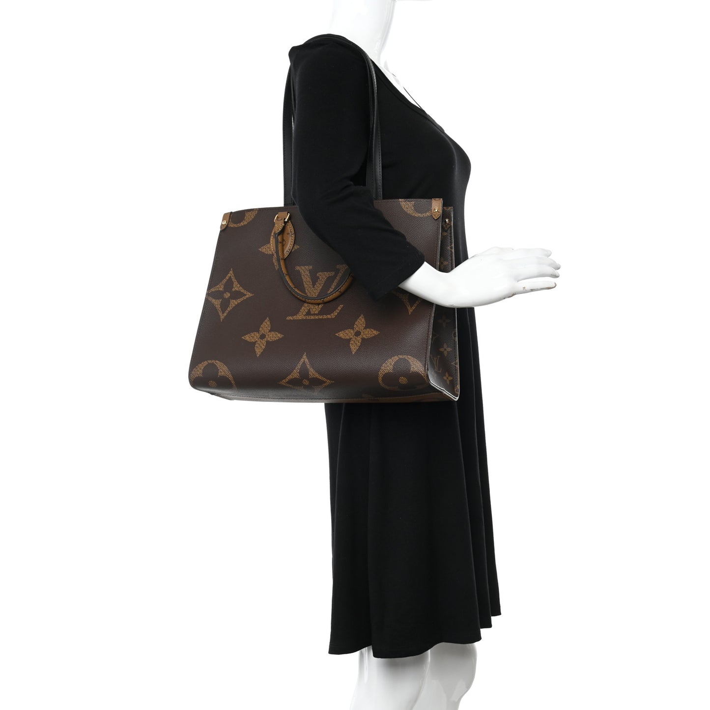 Reverse Monogram Giant Onthego MM