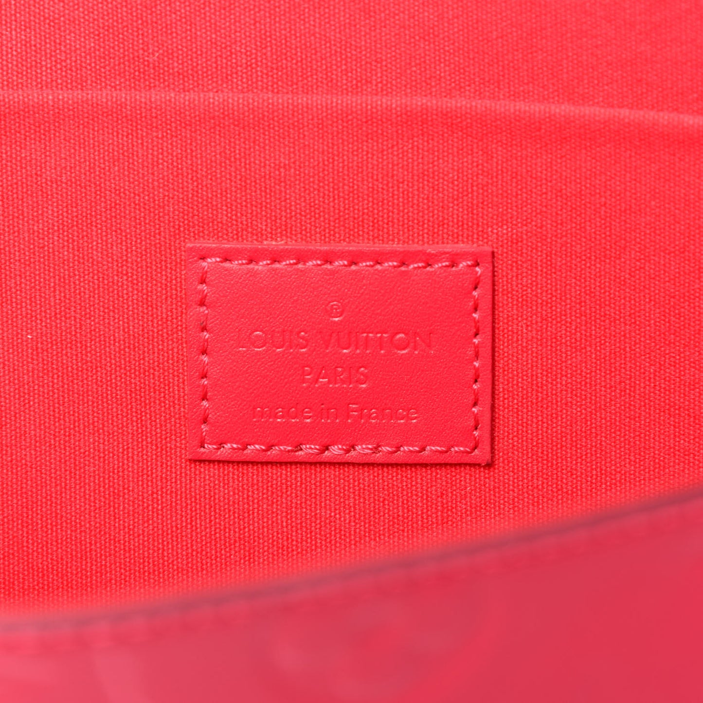 Vernis Felicie Pochette Chain Wallet Hot Pink