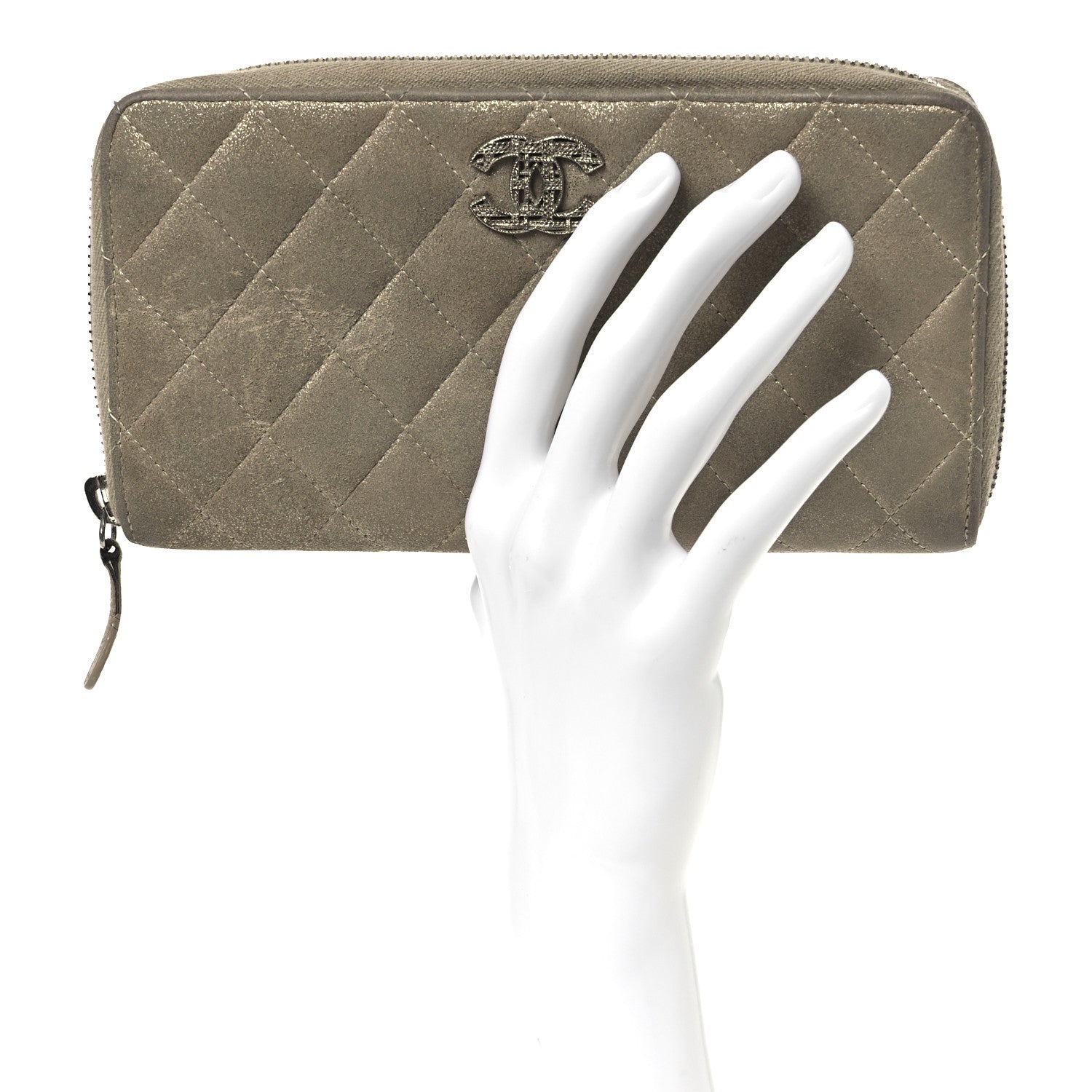 Chanel Iridescent Lambskin Quilted CC Long Zipped Wallet Gold 2 of 12