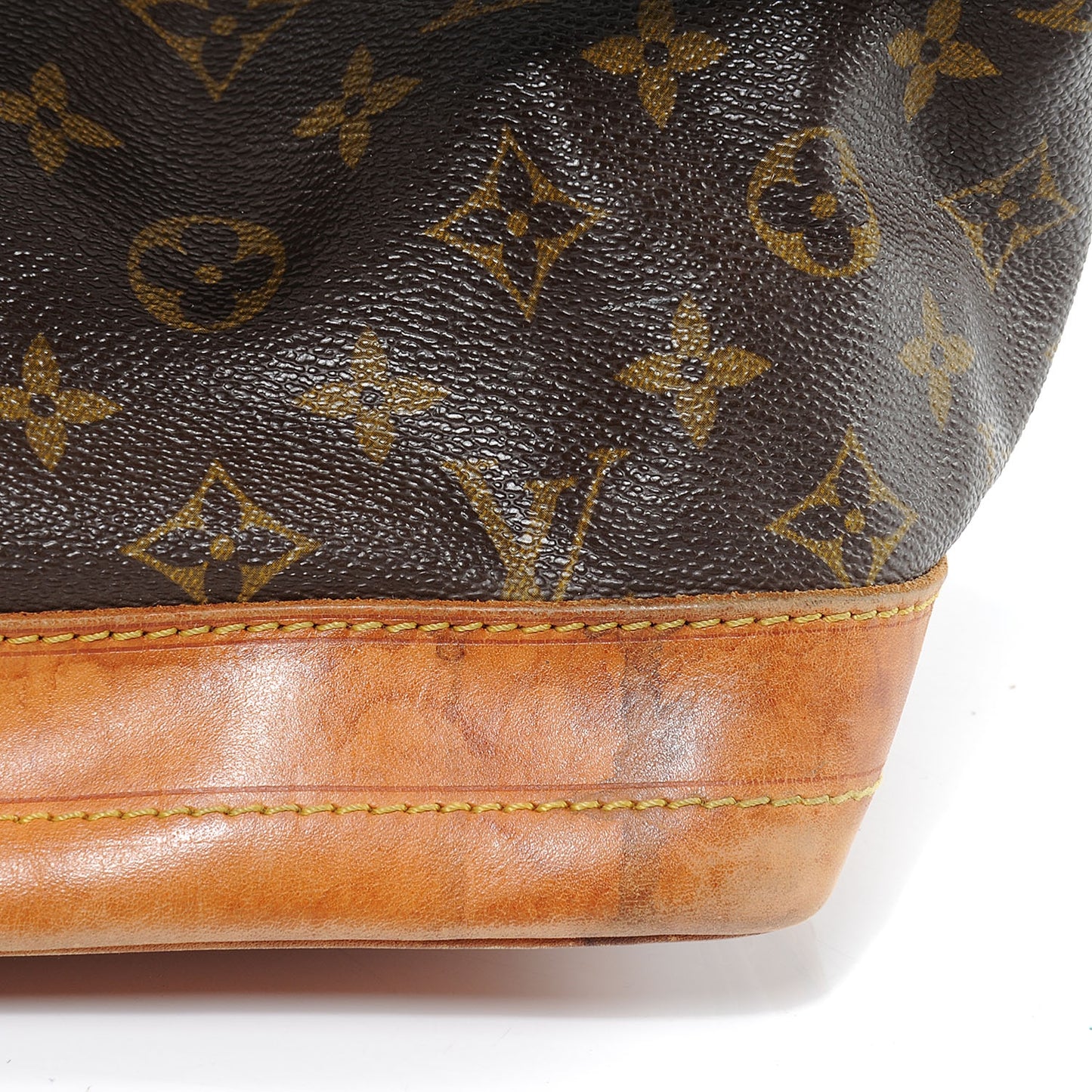 Monogram Noe