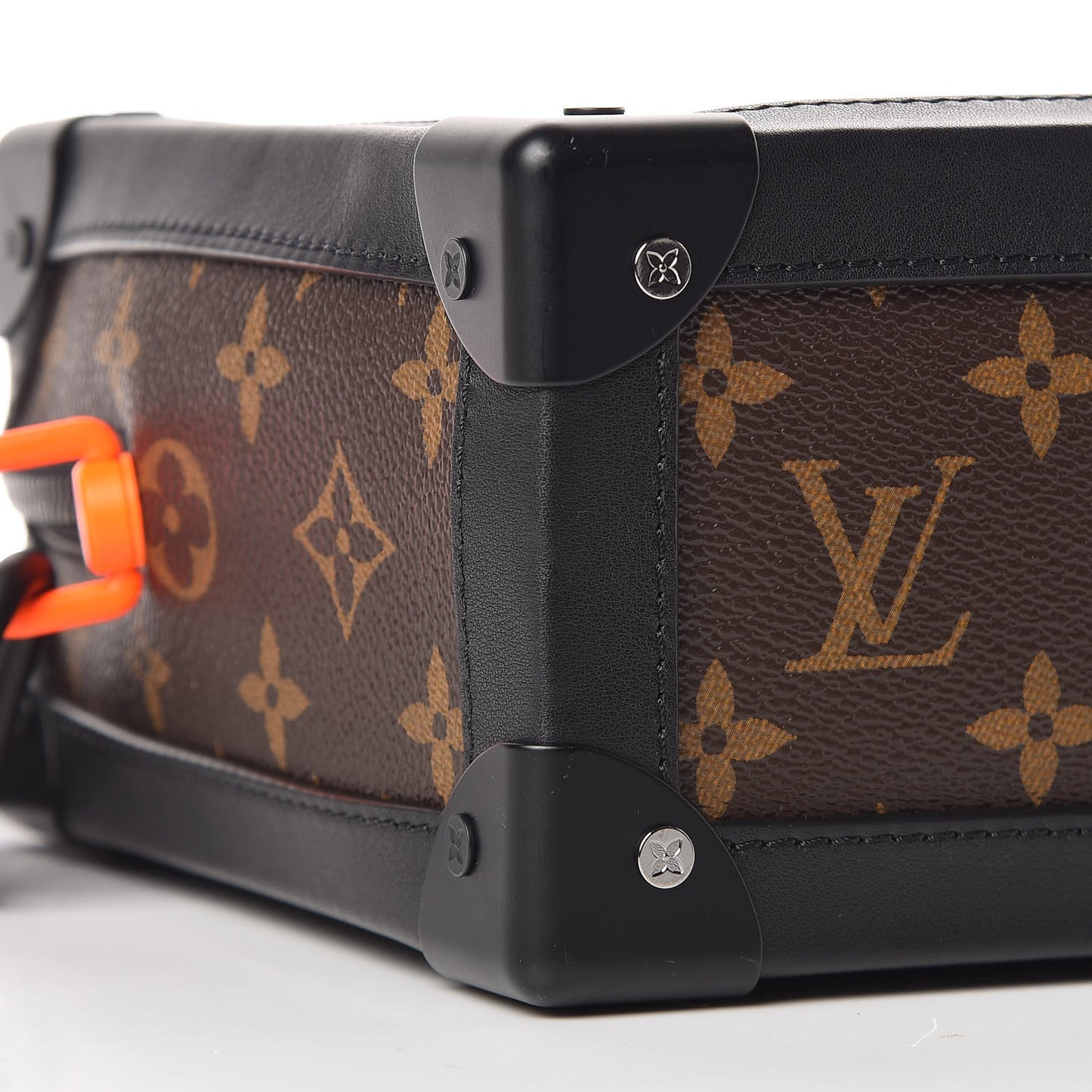 Monogram Solar Ray Soft Trunk