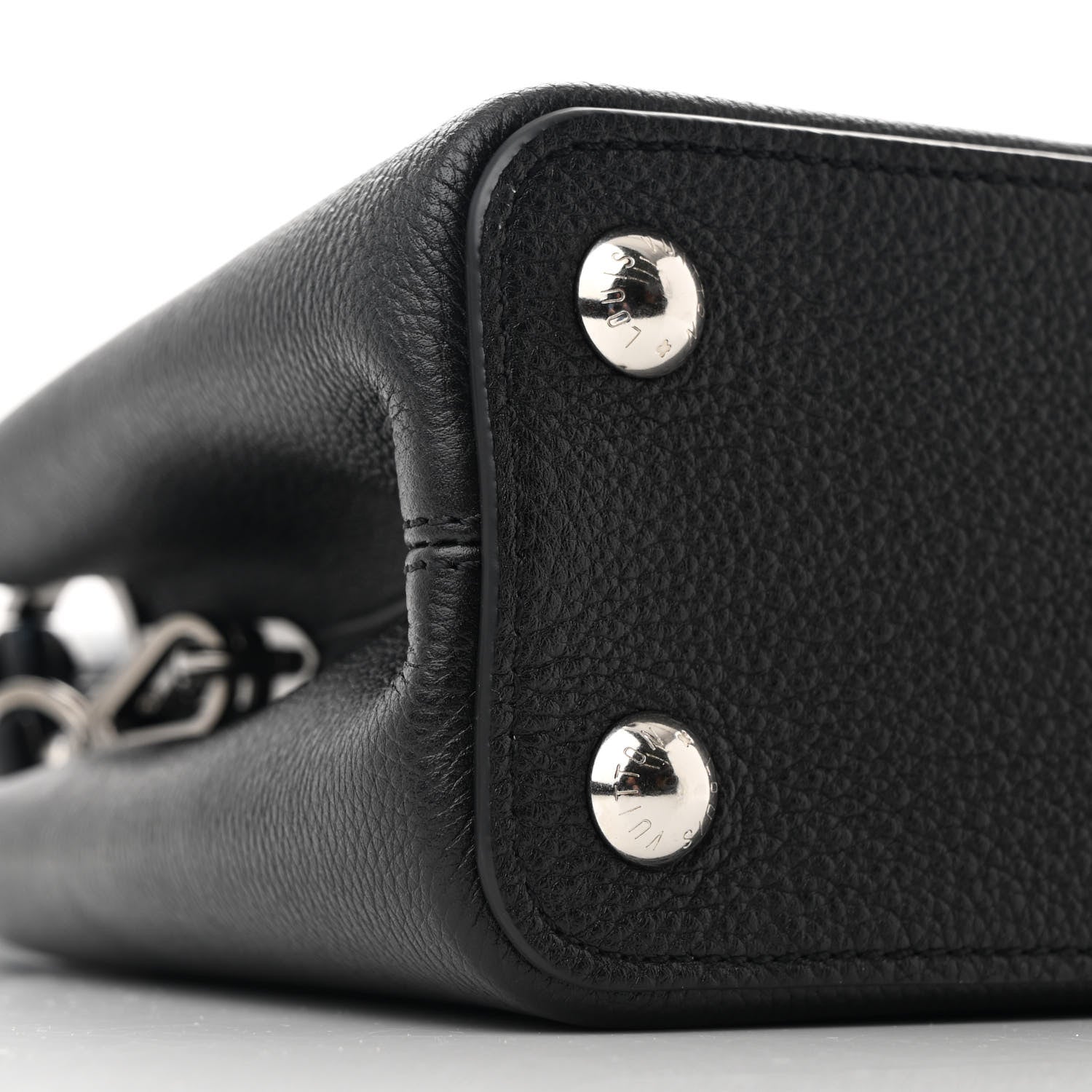 Louis Vuitton Taurillon Karung Capucines BB Black Cosmic 9 of 10