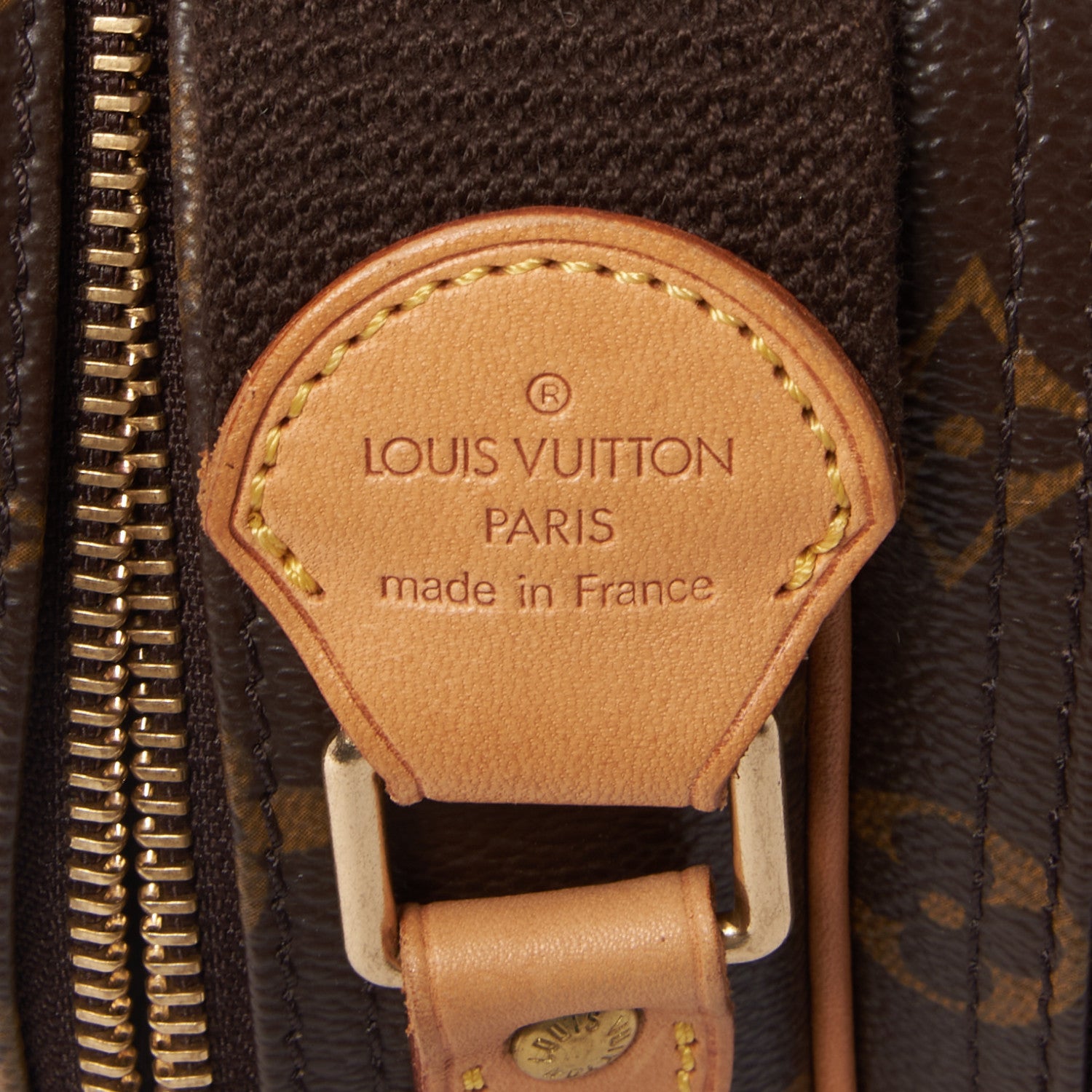 Louis Vuitton Monogram Reporter PM 7 of 15