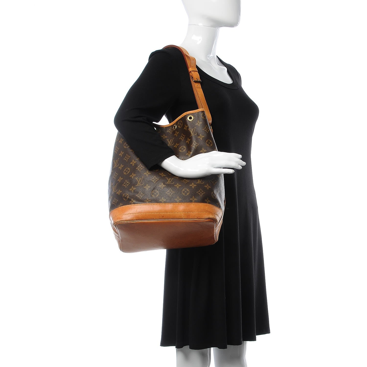 Louis Vuitton Monogram Noe 2 of 15