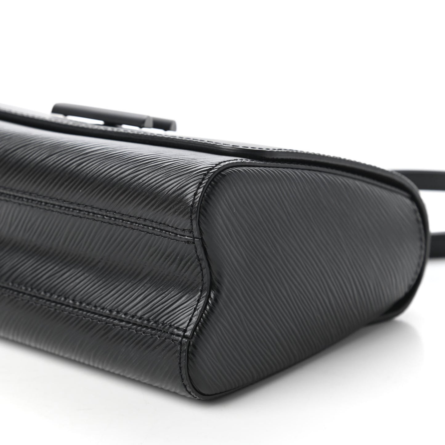 Epi Twist Shoulder Bag MM Matte Black