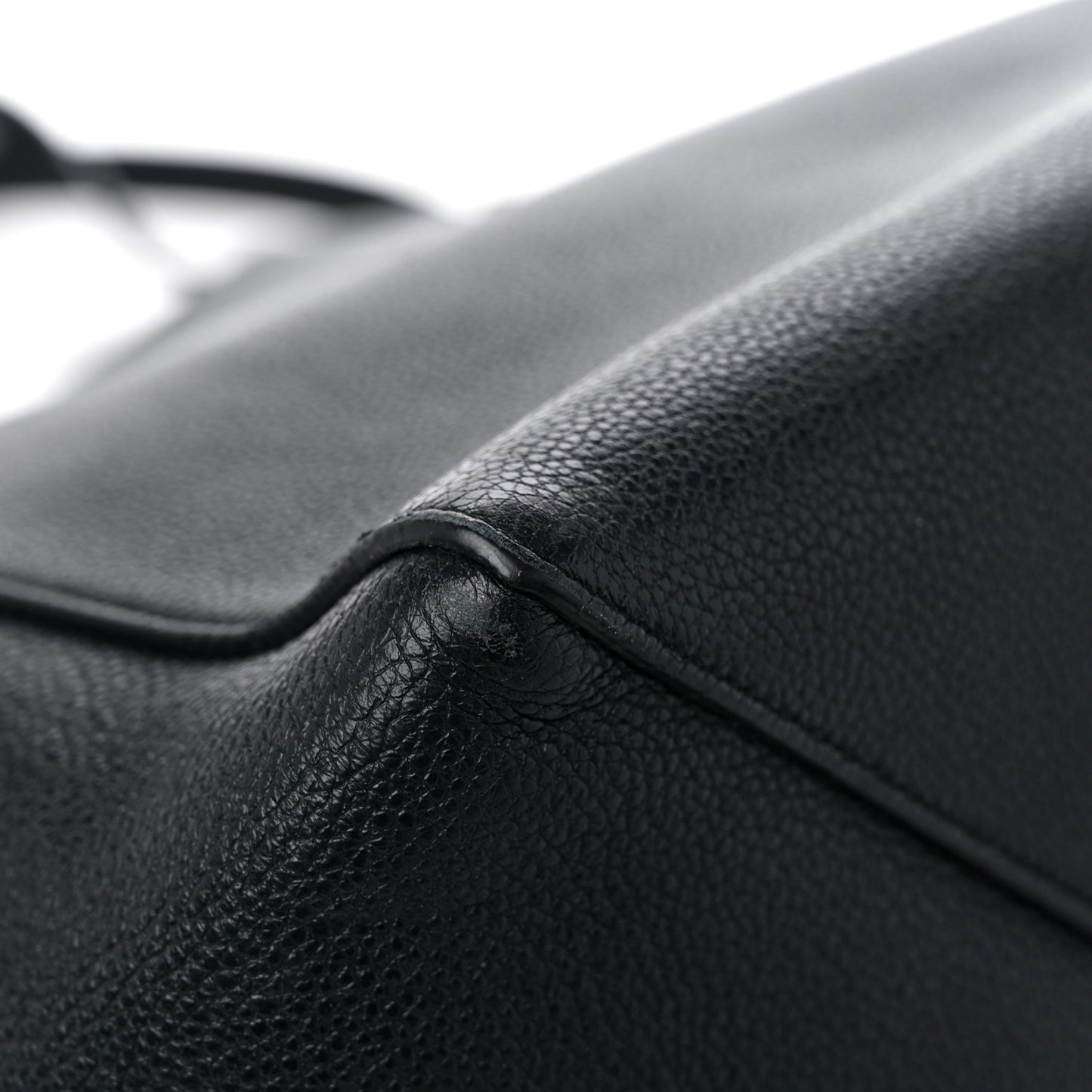 Soft Grained Calfskin Small Belt Cabas Phantom Black