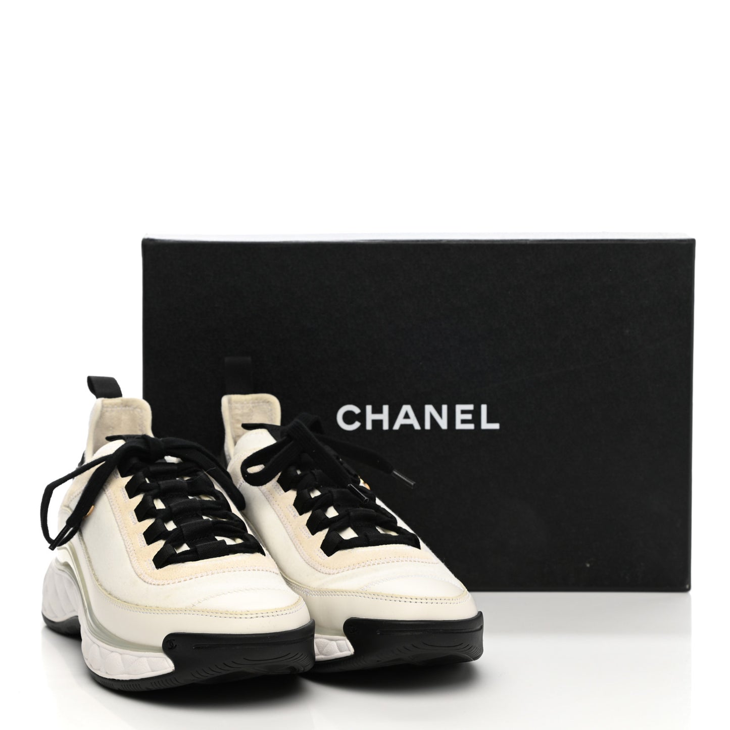 Calfskin Suede CC Sneakers 39 White Black