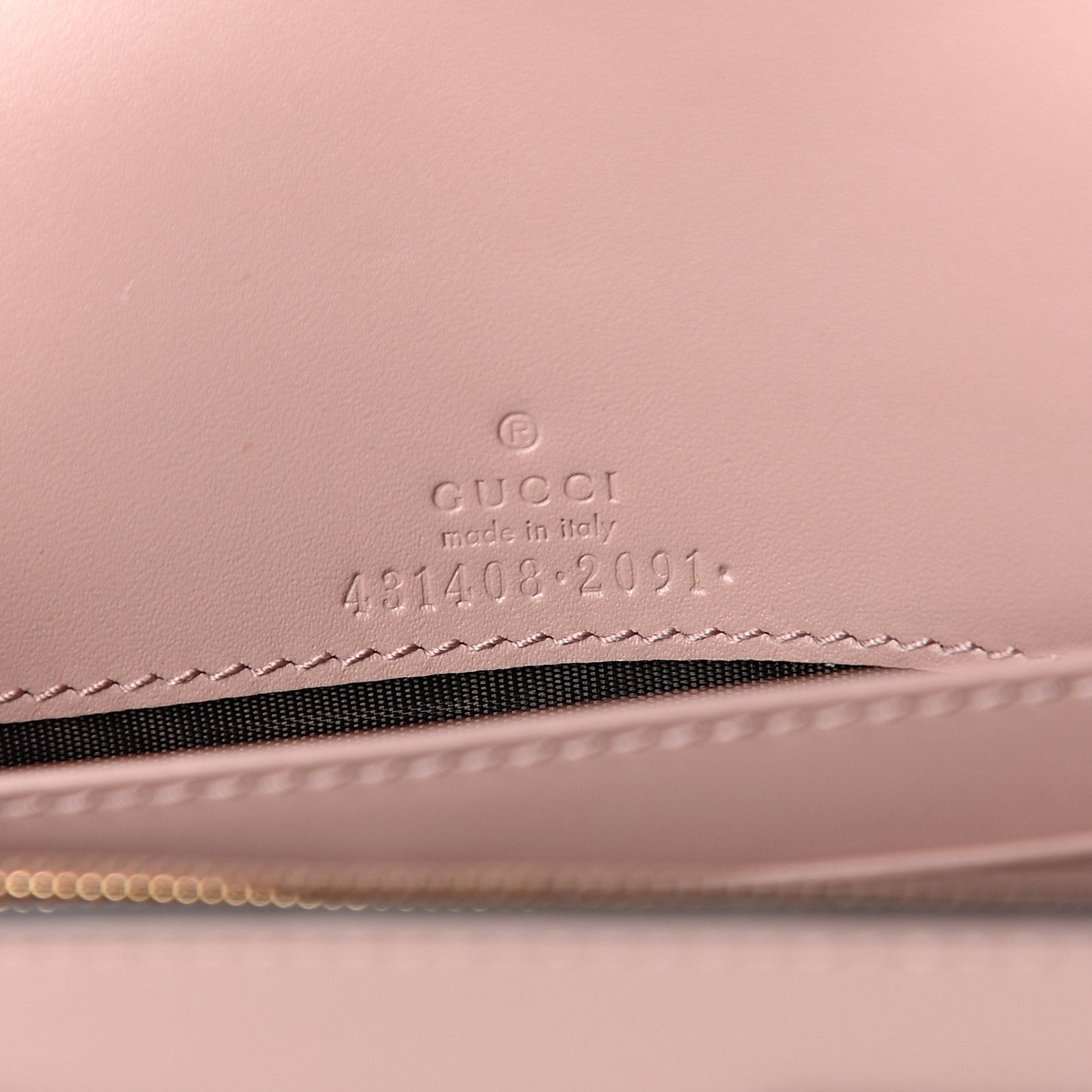 Guccissima Signature Bowy Chain Wallet Dark Cipria