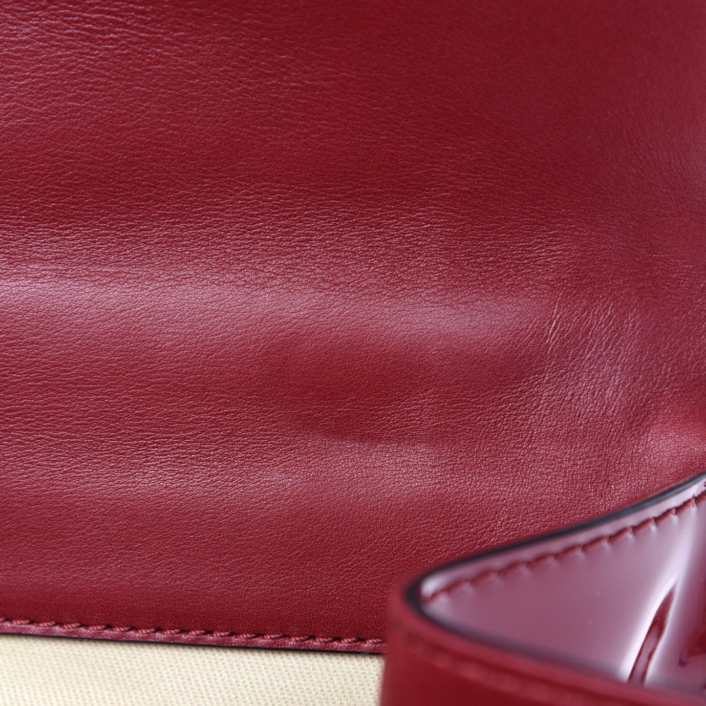 Patent Large Glam Lock Rockstud Flap Red