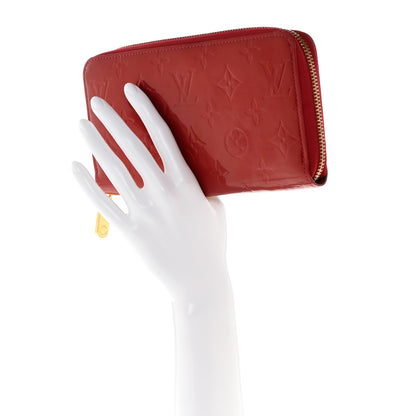 Louis Vuitton Vernis Zippy Wallet Pomme D'Amour 2 of 8