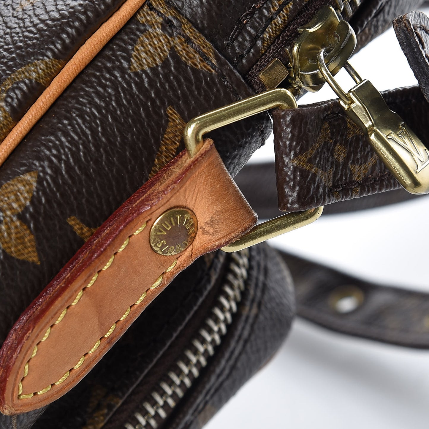 Monogram Amazone