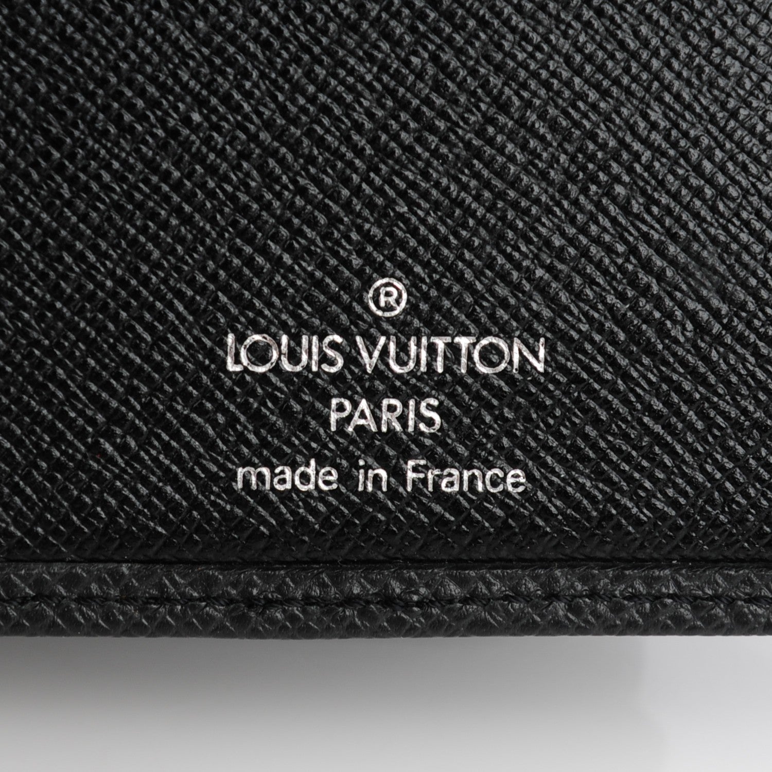 Louis Vuitton Taiga Porte-Cartes Credit Yen Wallet Ardoise 6 of 7