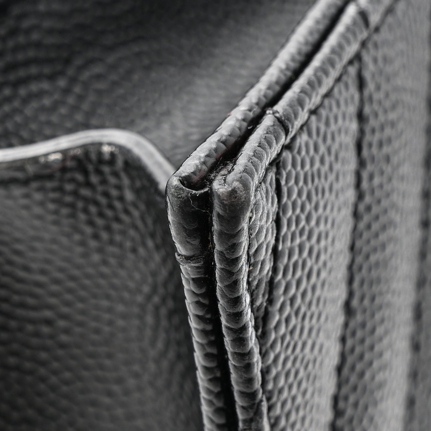 Grain De Poudre Matelasse Chevron Monogram Envelope Chain Wallet Black