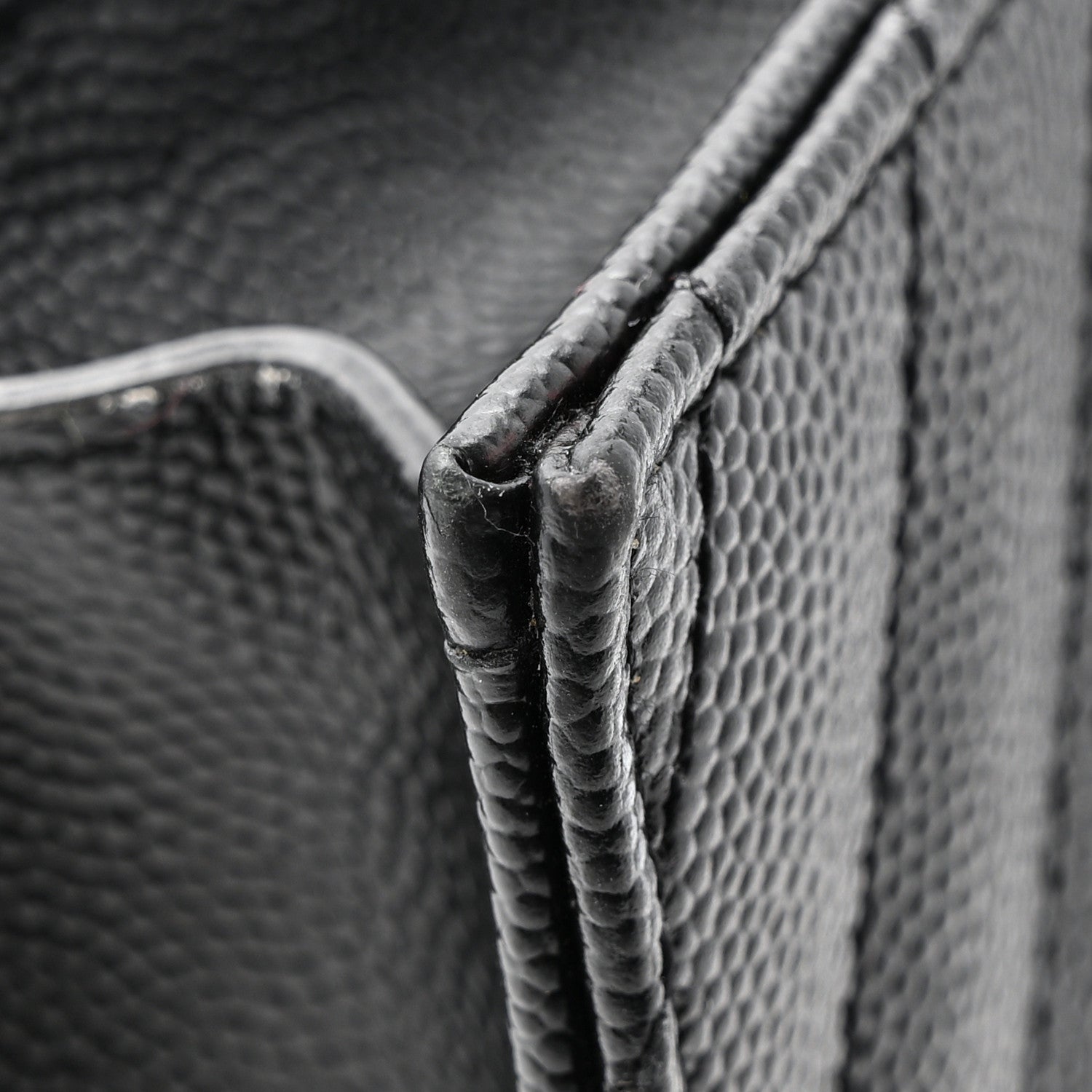 Saint Laurent Grain De Poudre Matelasse Chevron Monogram Envelope Chain Wallet Black 11 of 13