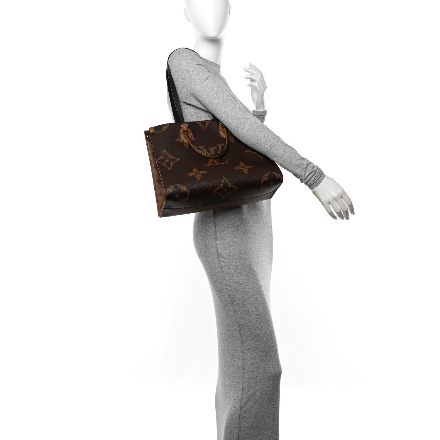 Louis Vuitton Reverse Monogram Giant Onthego MM 2 of 11