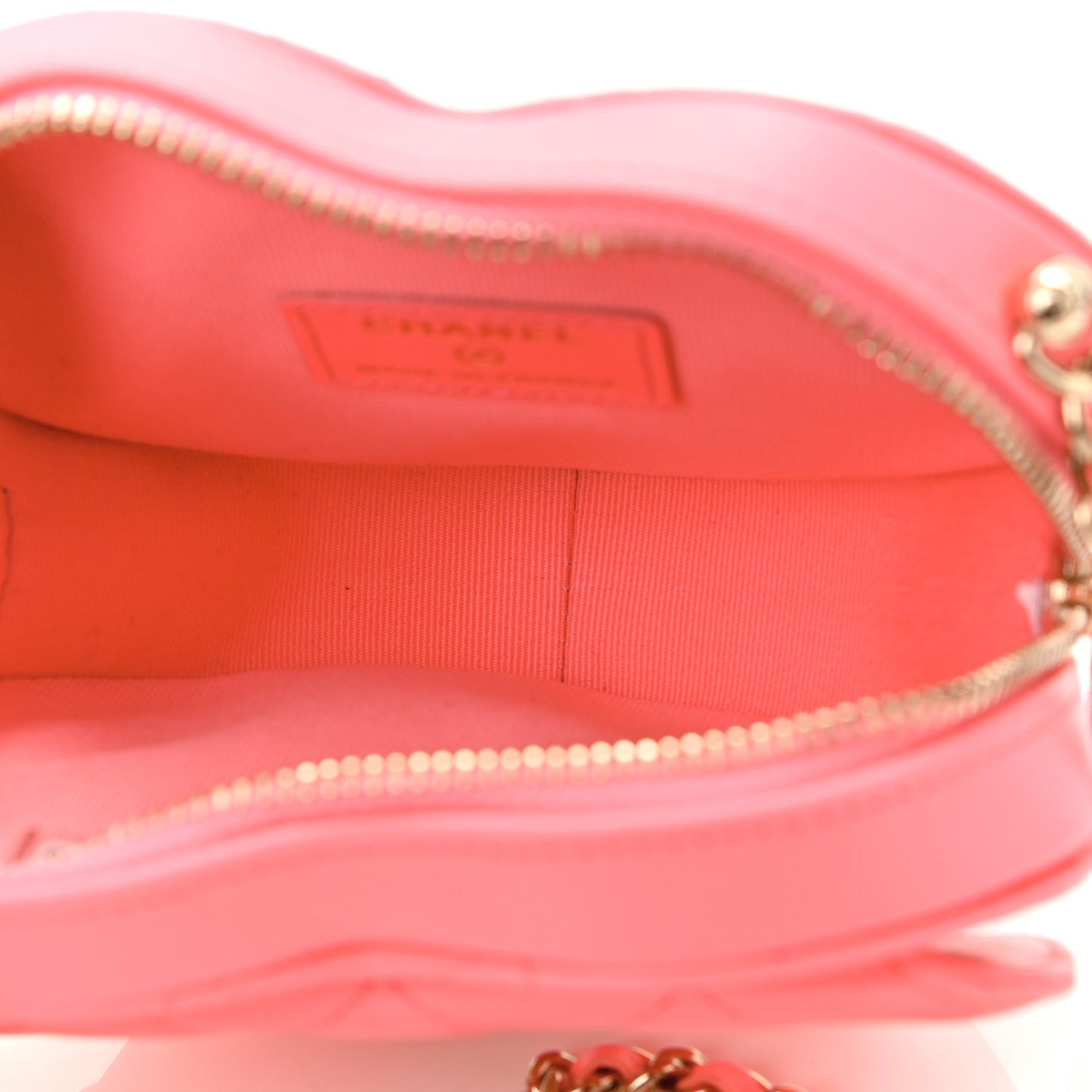 Lambskin Quilted CC In Love Heart Clutch With Chain Pink