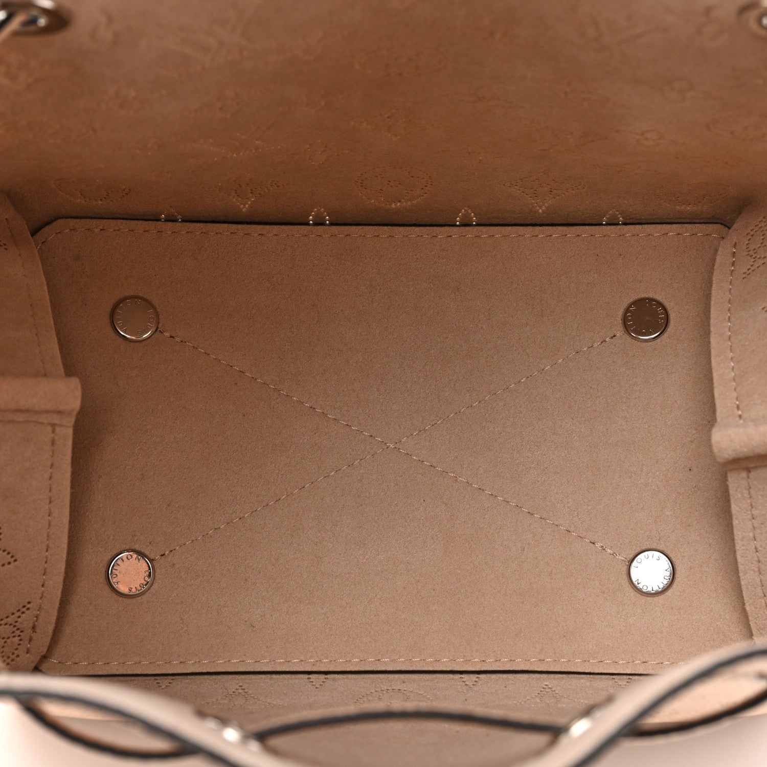 Louis Vuitton Mahina Bella Galet 6 of 16