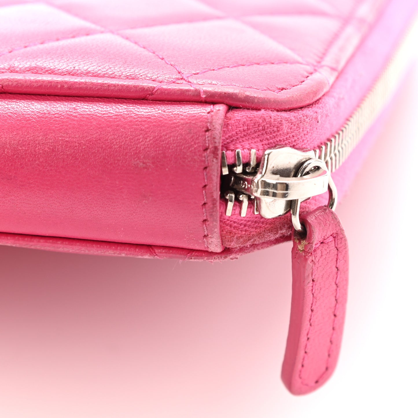 Lambskin Quilted Travel Case Pink