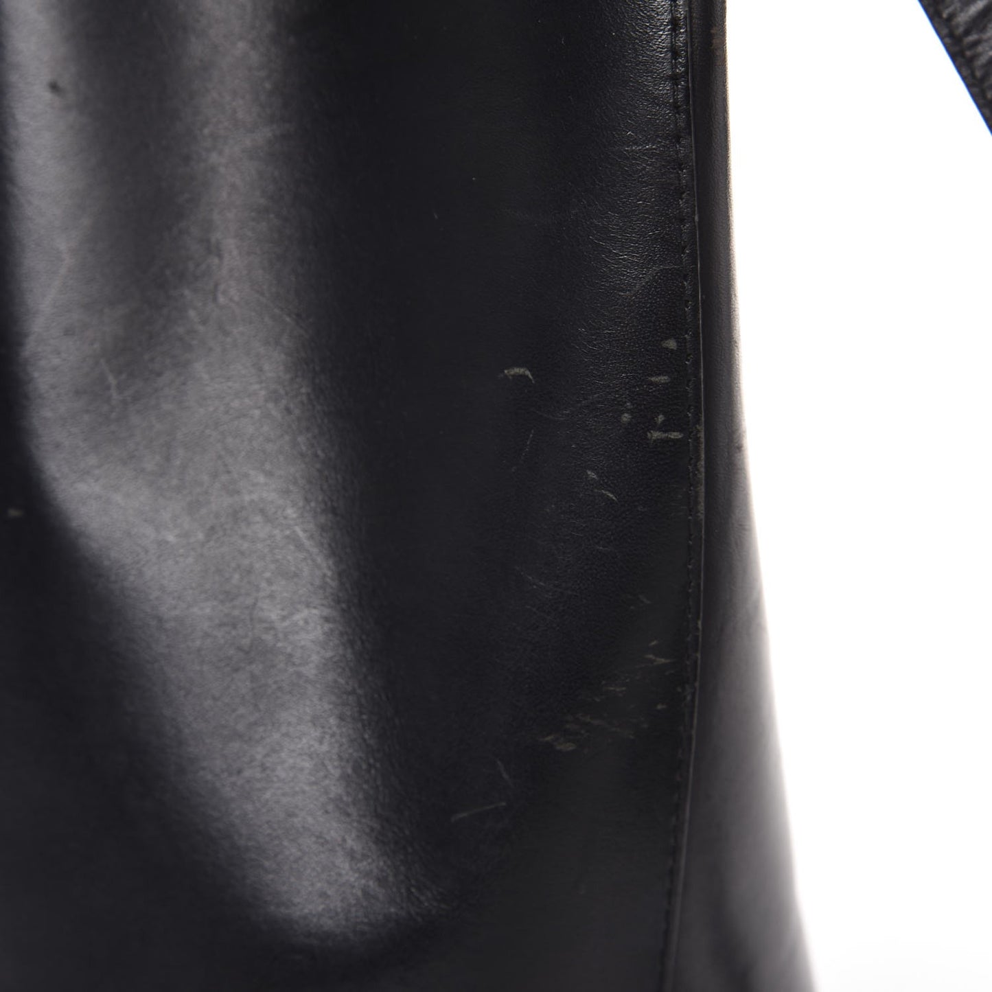 Vegetable Tanned Calfskin Bucket Bag Black Flamma