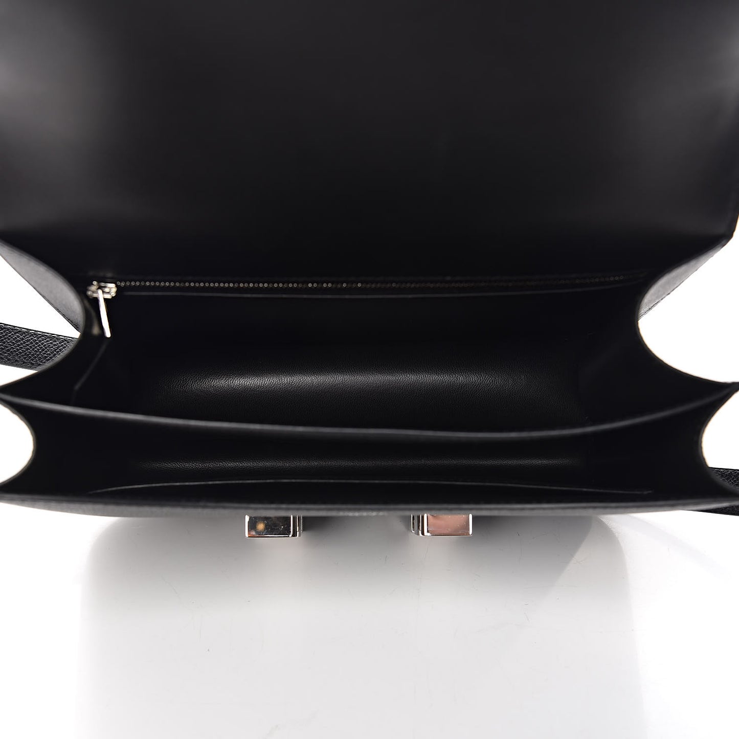 Epsom Constance 24 Black