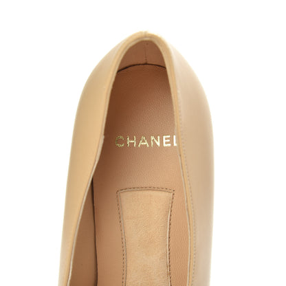 Chanel Lambskin Cap Toe Pearl Pumps 38 Beige Black 7 of 10