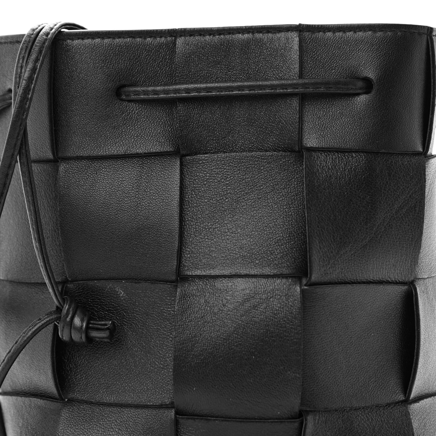 Bottega Veneta Nappa Maxi Intrecciato Cassette Bucket Bag Black 9 of 10