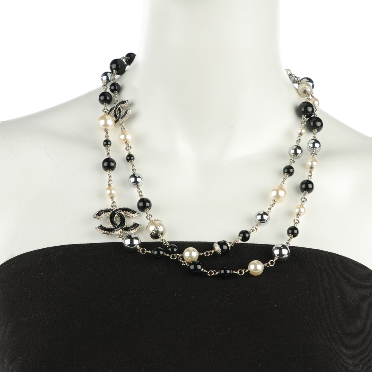 Pearl Beaded CC Long Necklace Black