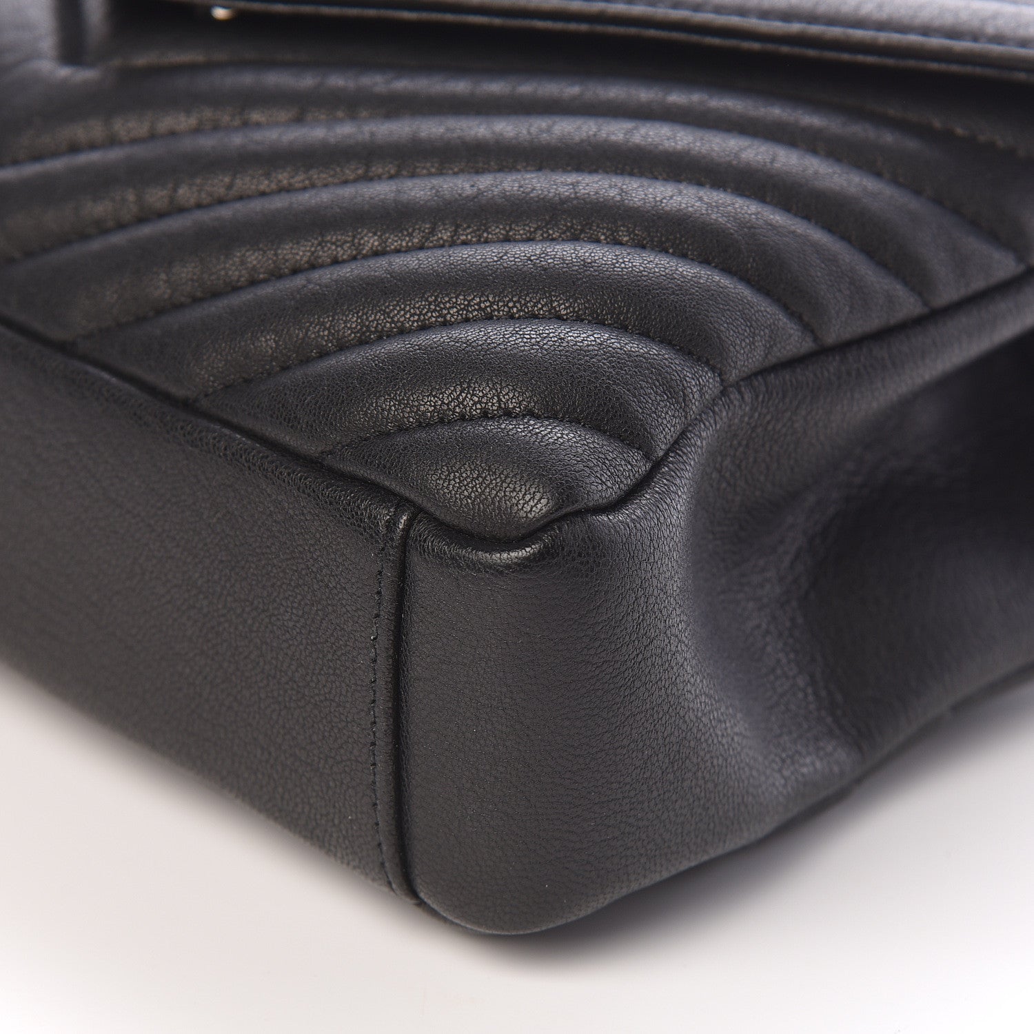 Saint Laurent Sheepskin Matelasse Chevron Monogram Medium College Bag Black 9 of 10