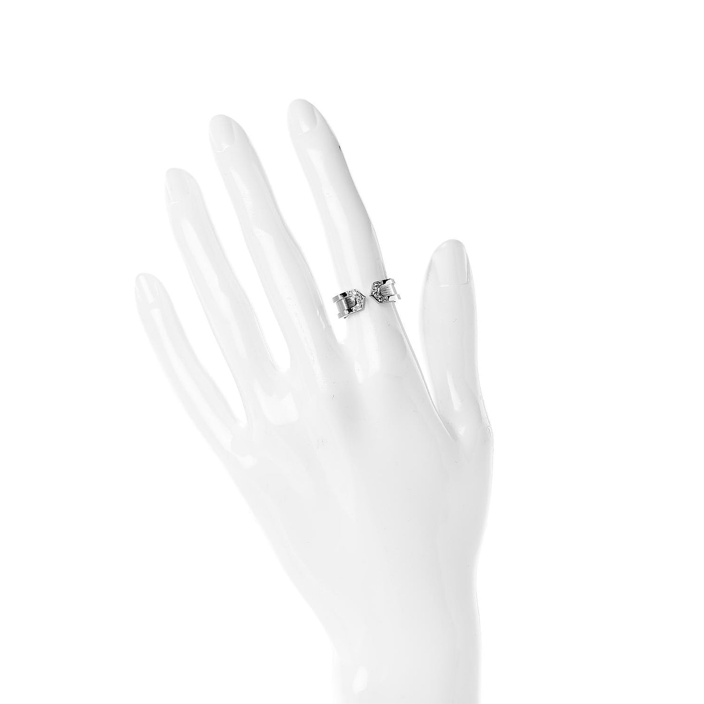 18K White Gold Diamond 6.5mm Logo De Ring 49 4.75