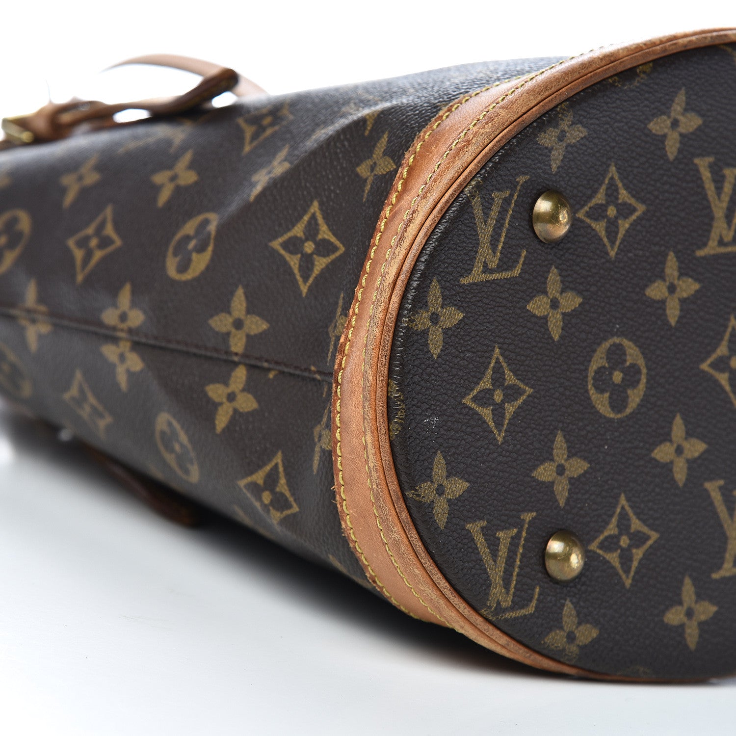 Louis Vuitton Monogram Petit Bucket 23 22 of 26