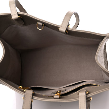 Louis Vuitton Empreinte Monogram Giant Onthego MM Tourterelle 5 of 8