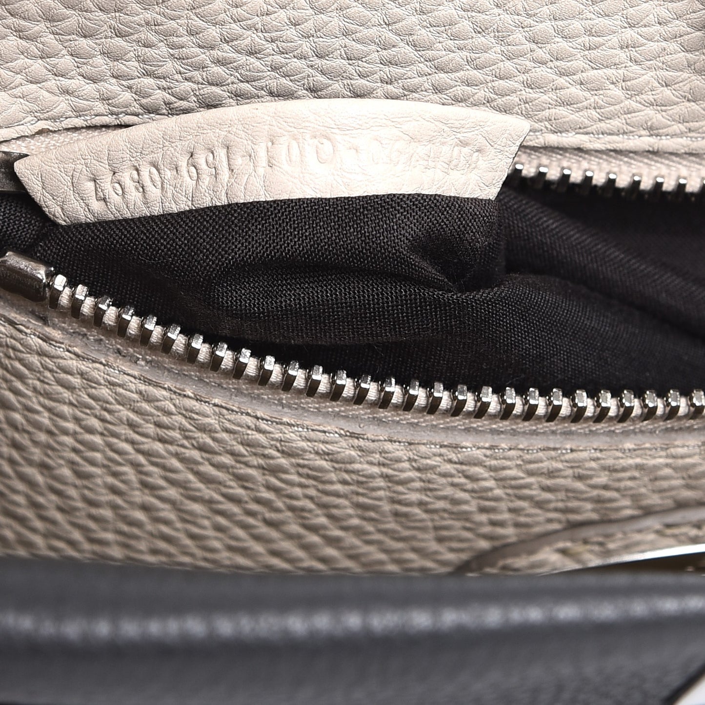 Cuoio Romano Selleria Bi-Color Large Peekaboo Iconic Satchel Asfalto Latte