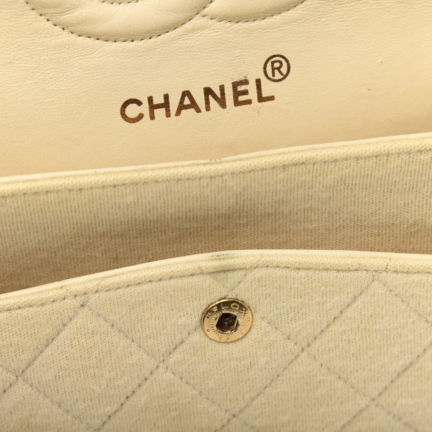 Jersey Quilted Medium Double Flap Beige