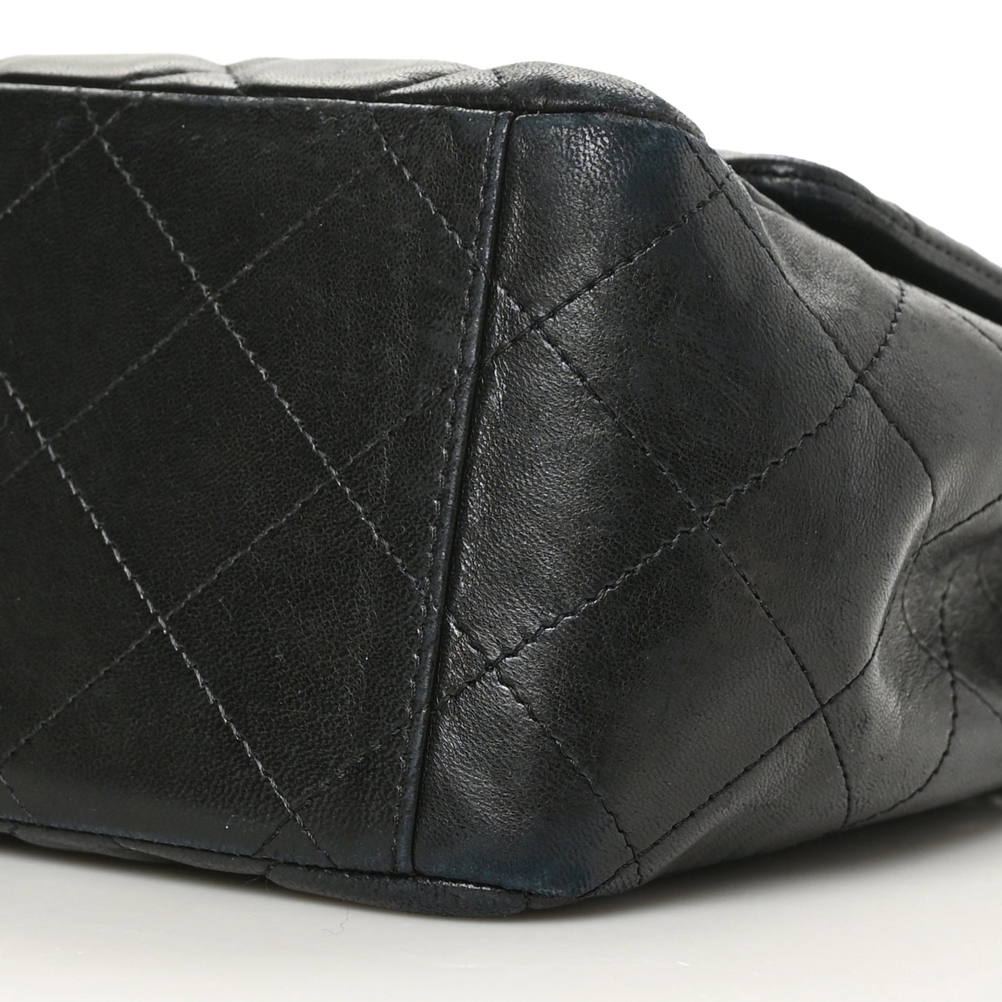 Lambskin Quilted Maxi Single Flap Black