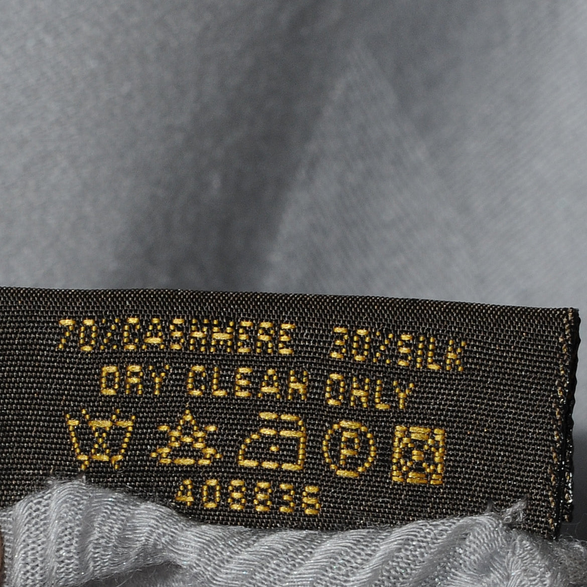Louis Vuitton Etole Jali Silk Cashmere Monogram Shawl Grey 7 of 7