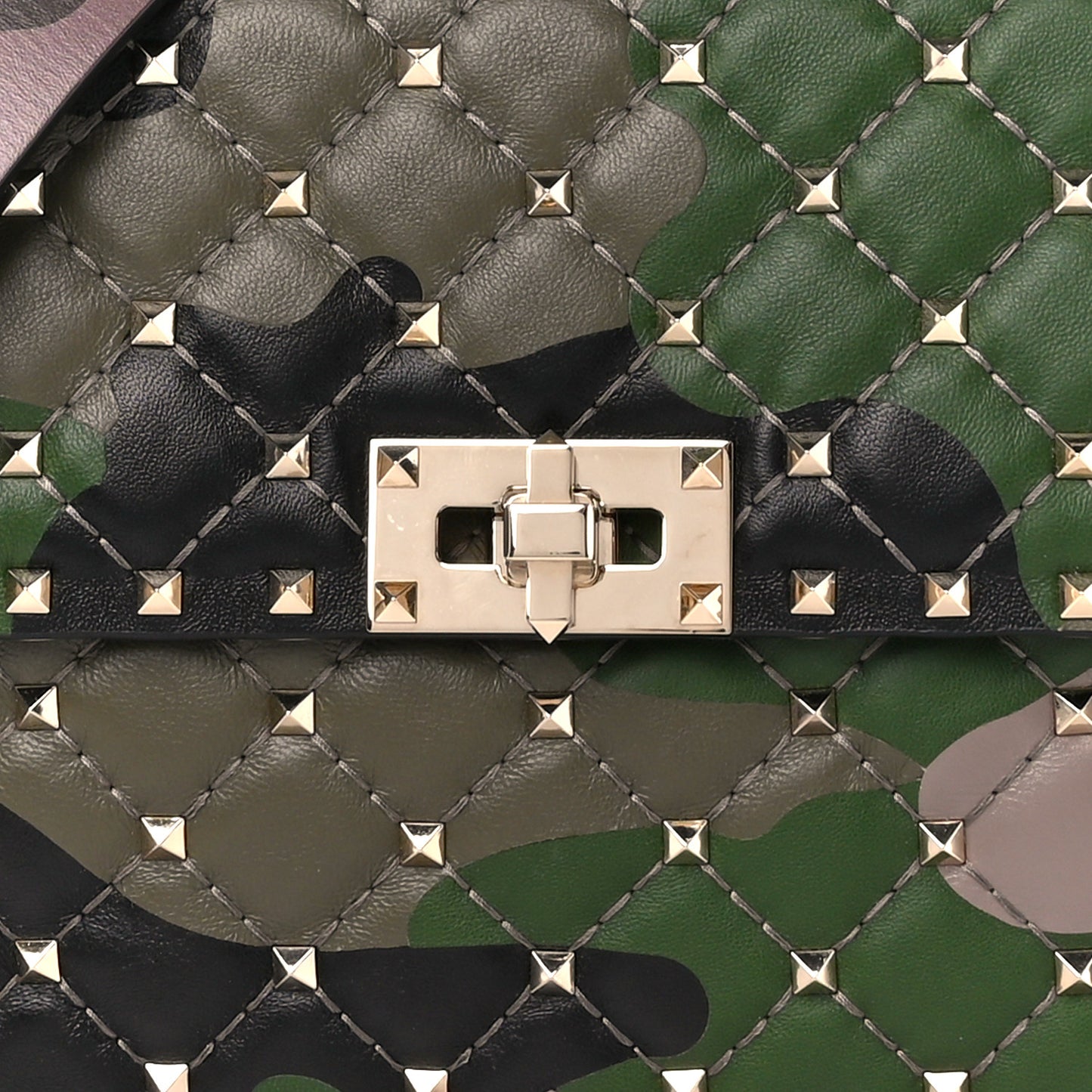 Nappa Camouflage Medium Rockstud Spike Shoulder Bag Verde Rouge