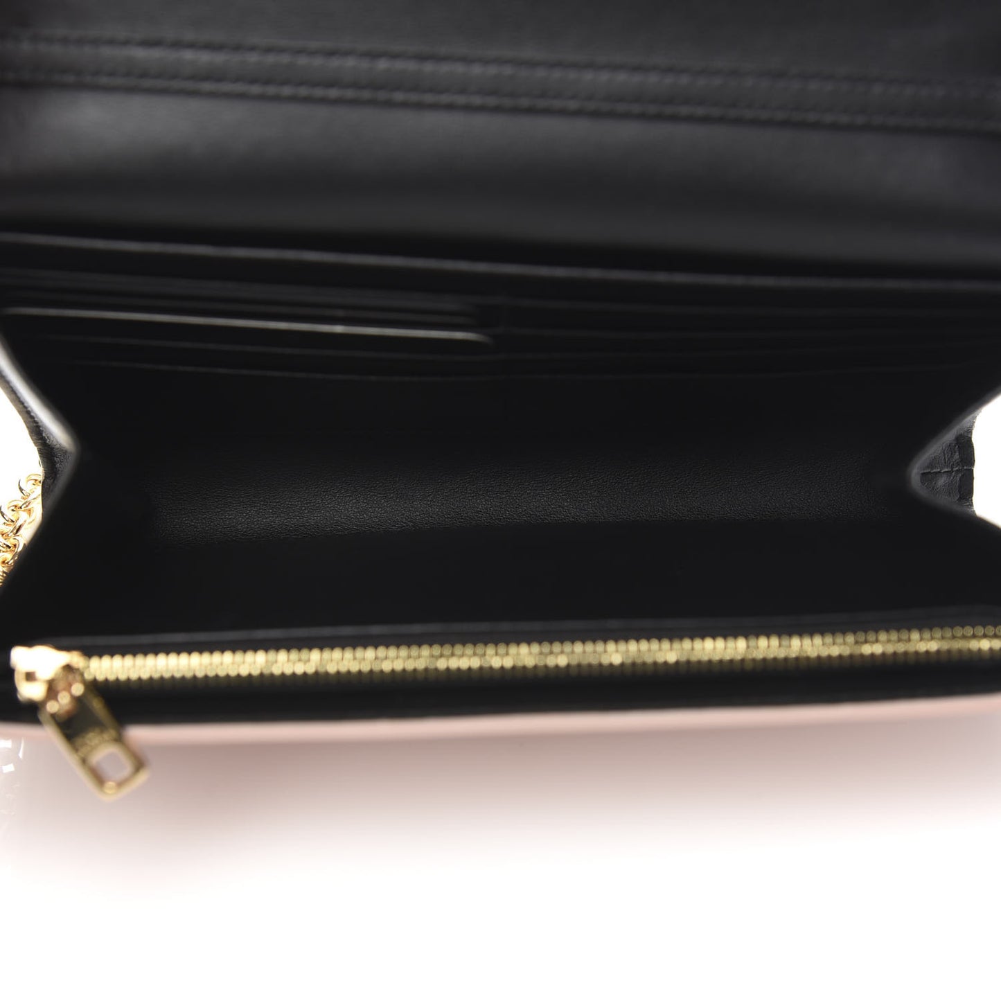 Vitello Embroidered Amore Wallet On Chain Light Pink