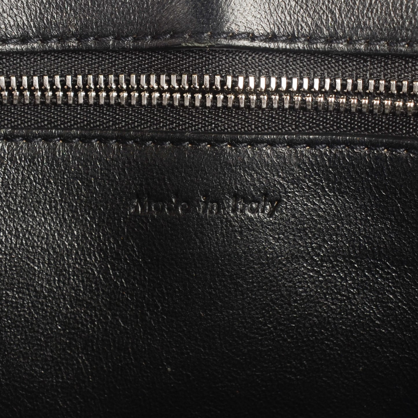 Calfskin Medium Edge Shoulder Bag Black