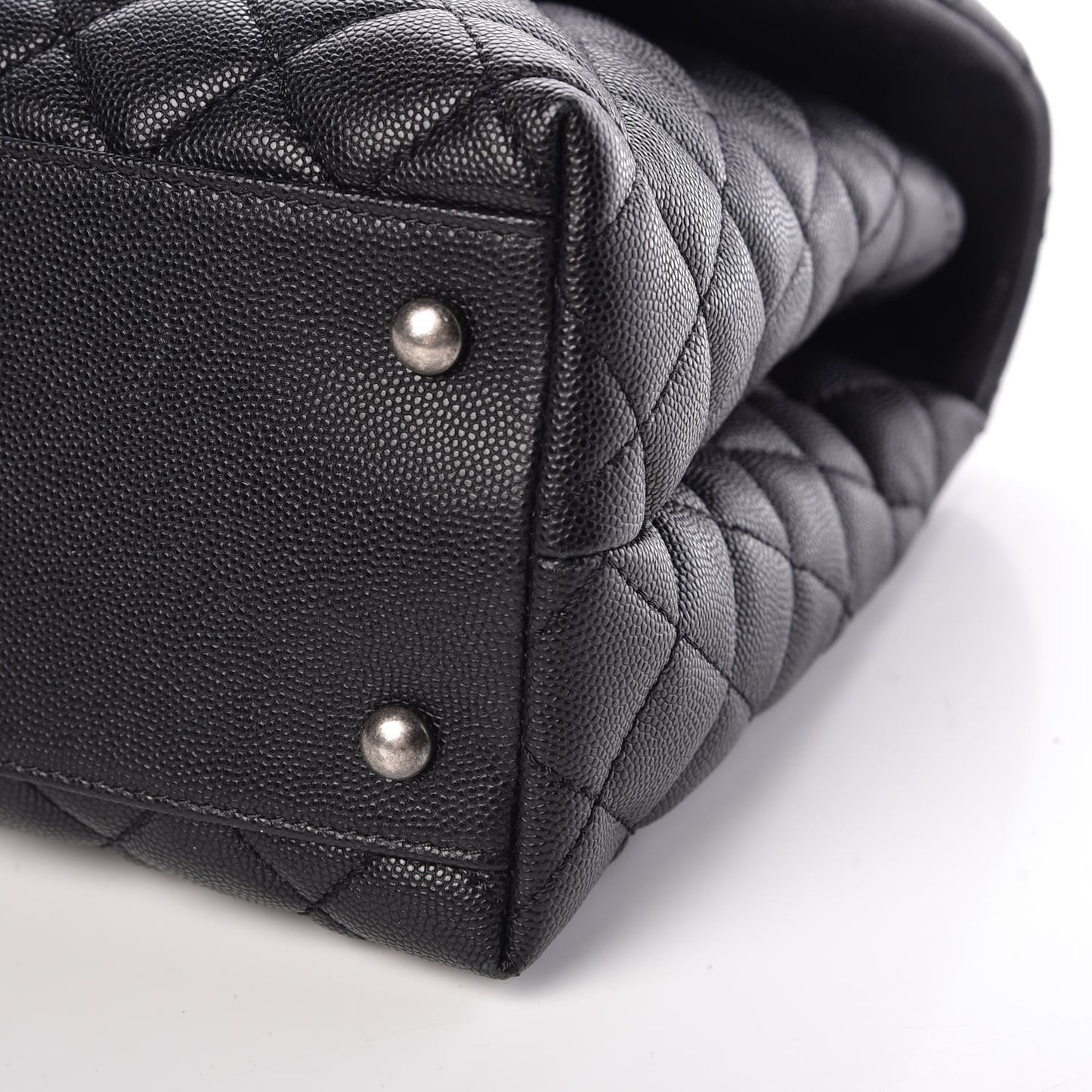 Caviar Quilted Medium Coco Handle Flap Black