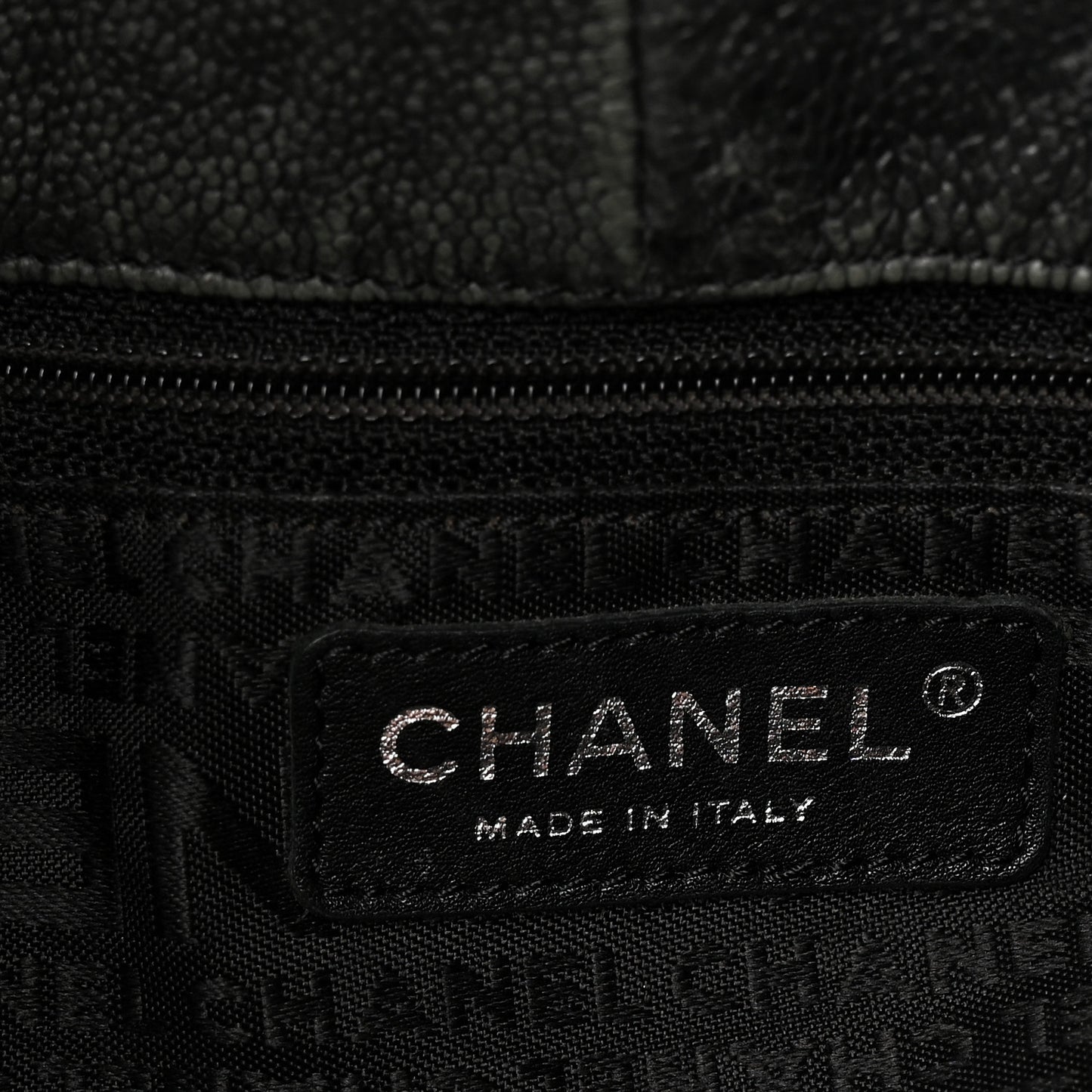 Distressed Caviar XL Coco Cabas Black