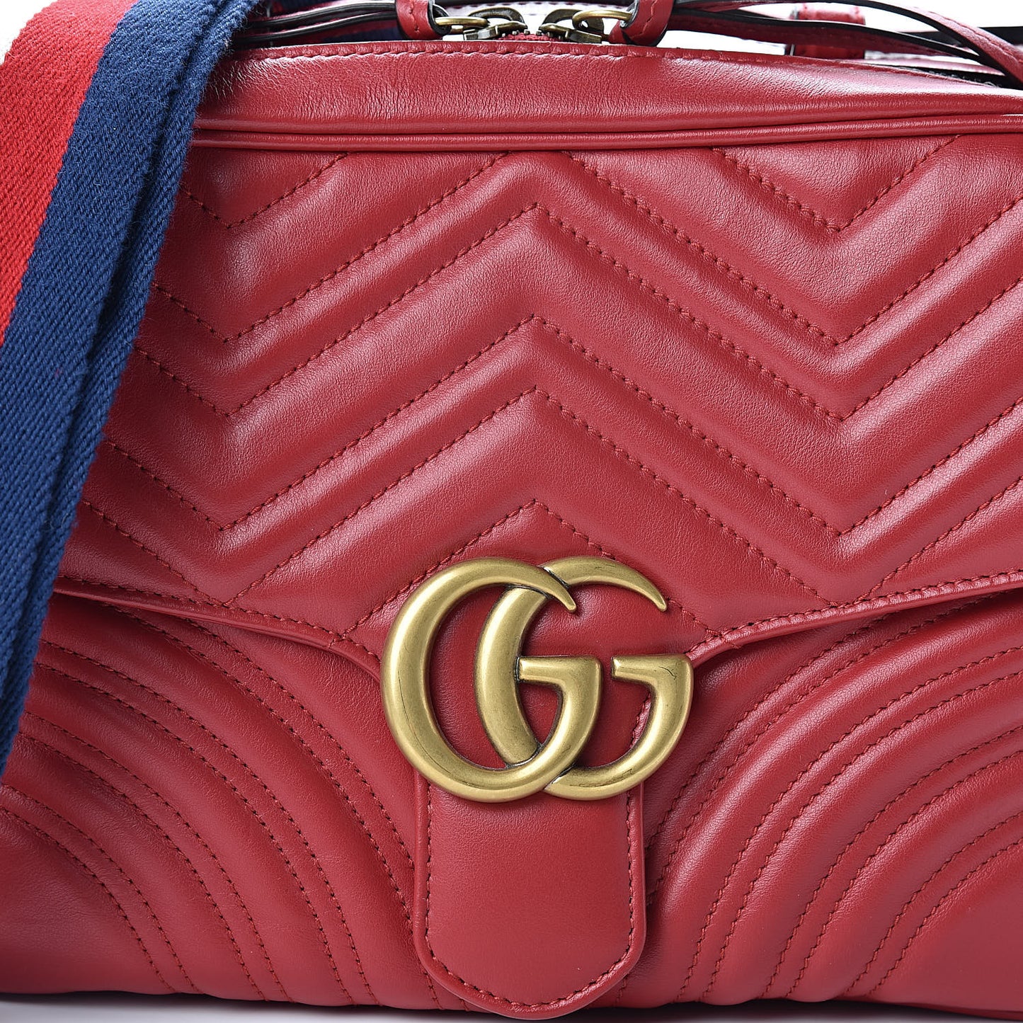 Calfskin Matelasse Sylvie Web Small GG Marmont Top Handle Shoulder Bag Hibiscus Red