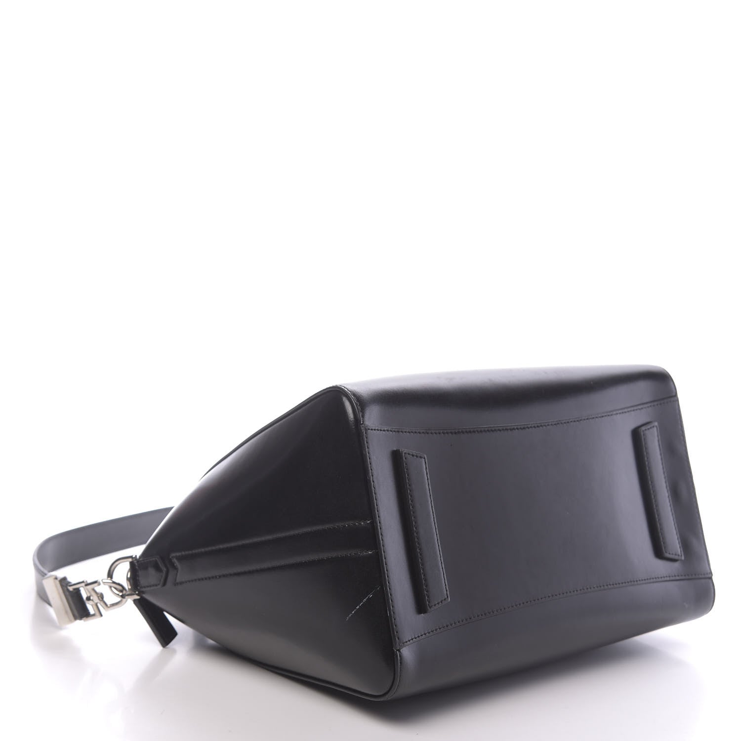 Givenchy Shiny Lord Calfskin Medium Antigona Black 4 of 22